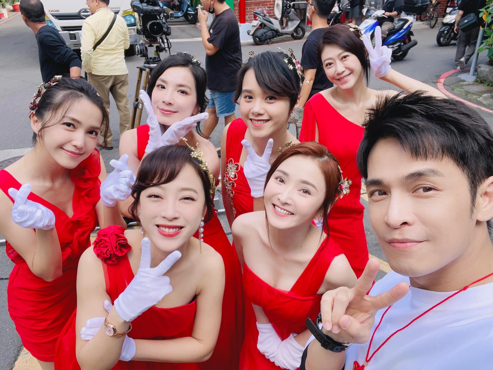演太子爺乩身！《一家團圓》男星扮「神明代言人」發願吃素求保庇　開拍當天「狂打嗝背脊發麻」劇組全嚇到