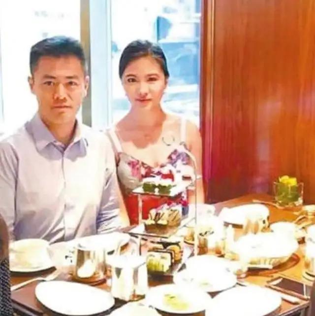不甩風流父親！正宮媽「過世留下4億給他」　他轉身「把財產全給後母」太有眼光了