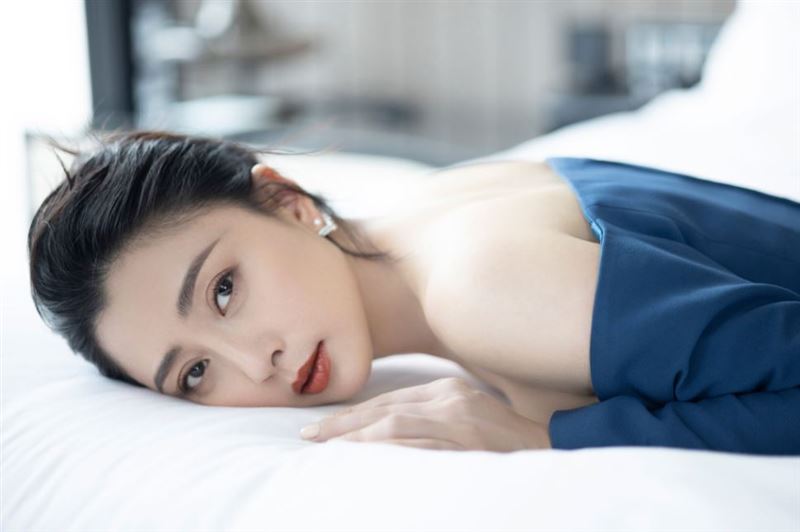 富商開5百萬包養！她7次拒土豪求婚「不靠嫁得好證明自己」　42歲拿視后大滿貫「凍齡美貌不可思議」