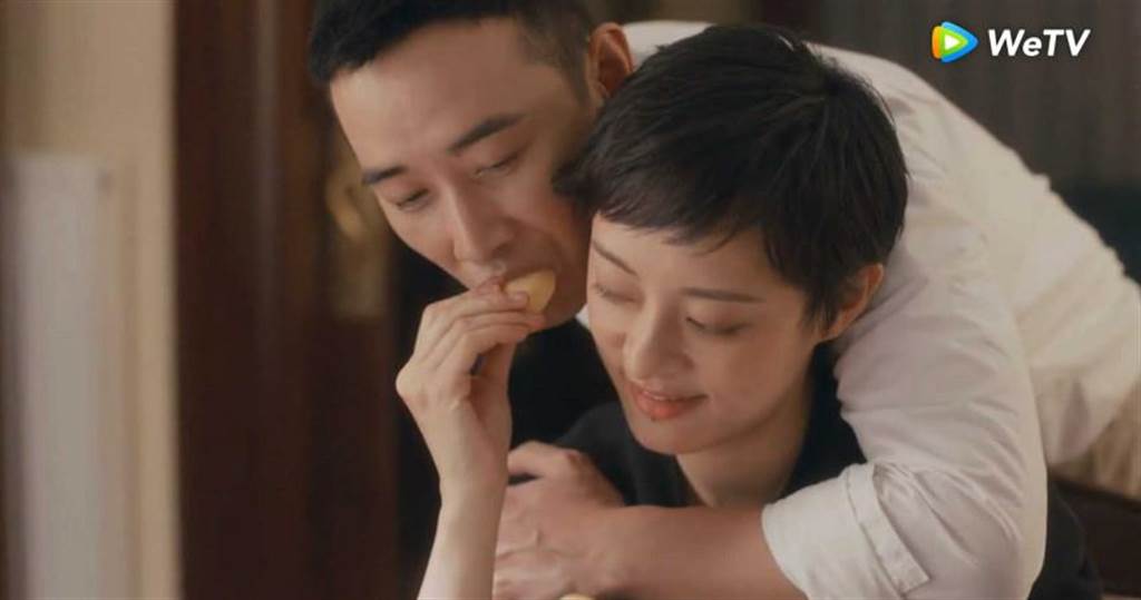 婆婆突然病倒！我天天陪床睡「2周後回家拿錢」　「老公半夜突然回來」我摀著嘴巴大哭