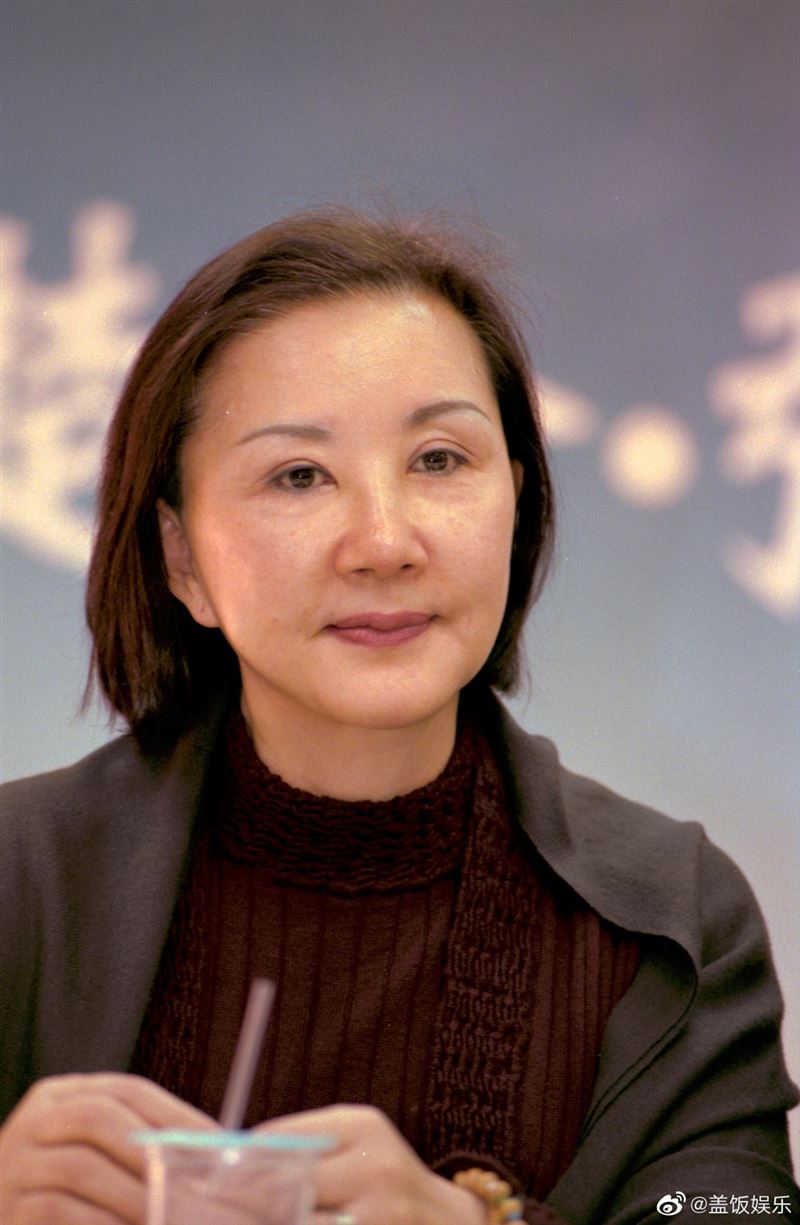 放下最佳女主角光環！金鐘視后「生前當清潔工」雙手洗公廁　彎下腰「投身公益12年」施比受更有福