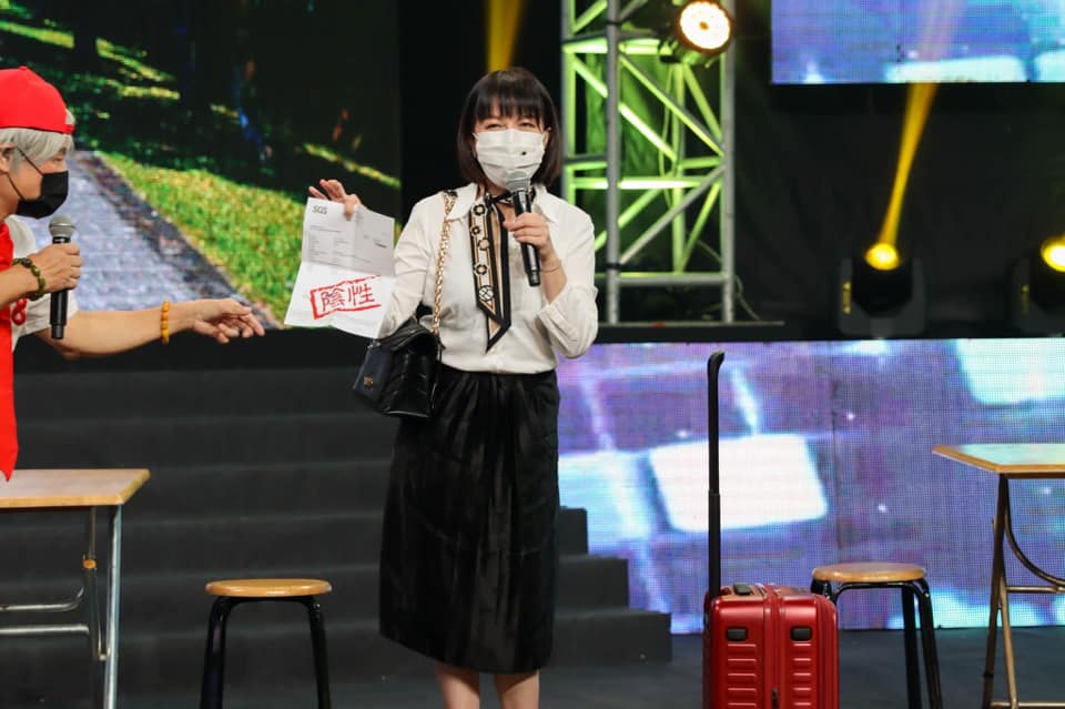 媽媽送急診！本土劇女星「當母人肉靠墊」徹夜守醫院　「在家裝呼叫鈴」化身專業看護