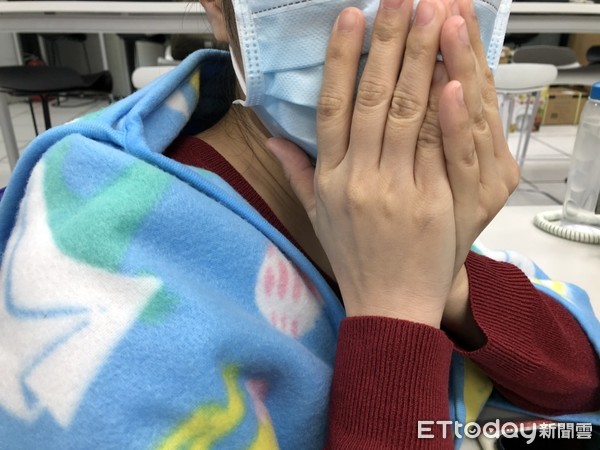 胸悶吃不下！阿嬤照X光「胃部位置怪怪的」嚇壞：吃掉心臟了　揭病因「非短時間造成」再拖恐癌變