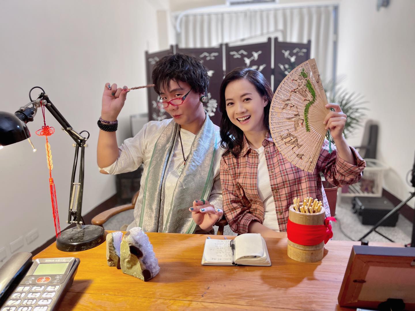 槓龜金鐘獎！曾寶儀隔天獨挑大樑「一開場主持效果十足」　全程驚喜不斷「連曾志偉都讚不絕口」