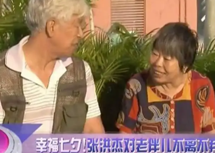 走路都吃力！老戲骨照顧「癱瘓妻子」30年　3個兒女都「啃老」77歲不敢休息：兒女好就行了