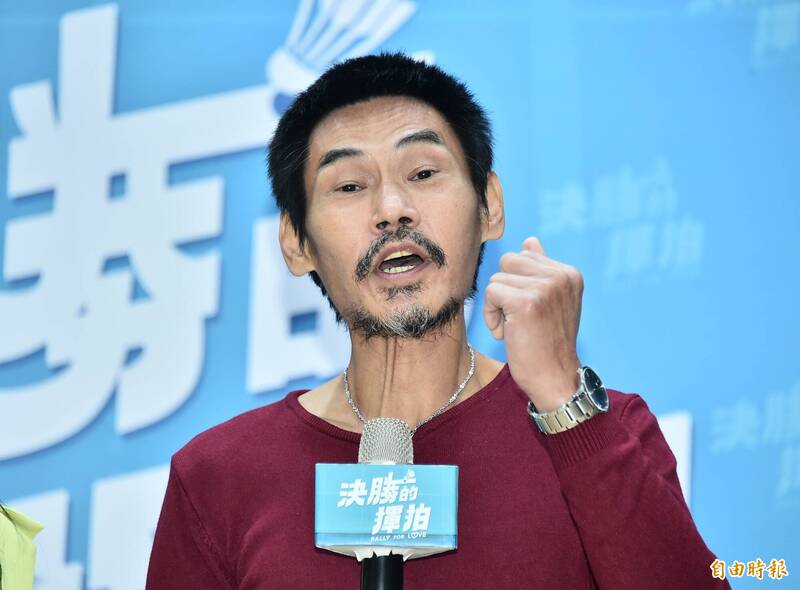 被視金鐘最大遺珠！58歲綠葉男星憶「1年只工作12天」：求收入穩定就好　為「88歲老母」寧睡公司1個月