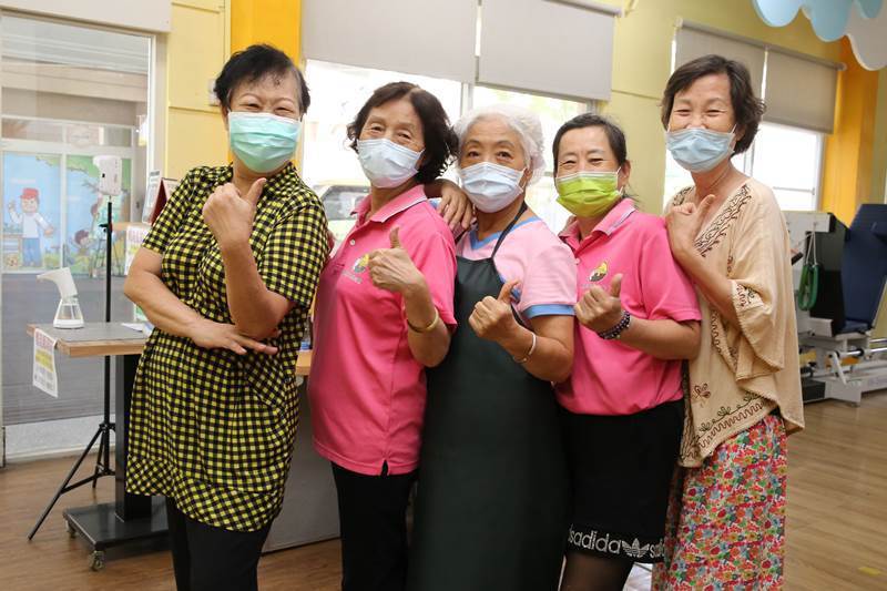 獨居不孤獨！76歲奶奶老伴走後「不投靠兩兒子」　回屏東養老「12年老後生活」驚豔全網