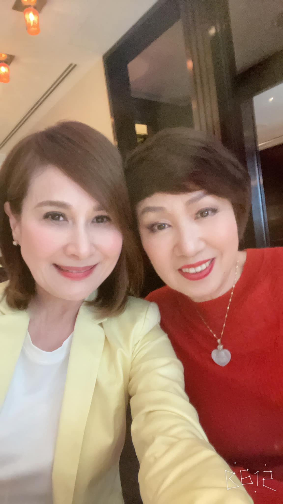《昨夜星辰》爆紅！林淑容「約會被拍」凍齡優雅近況曝　「不欠夫債、子債」把時間拿來盡孝