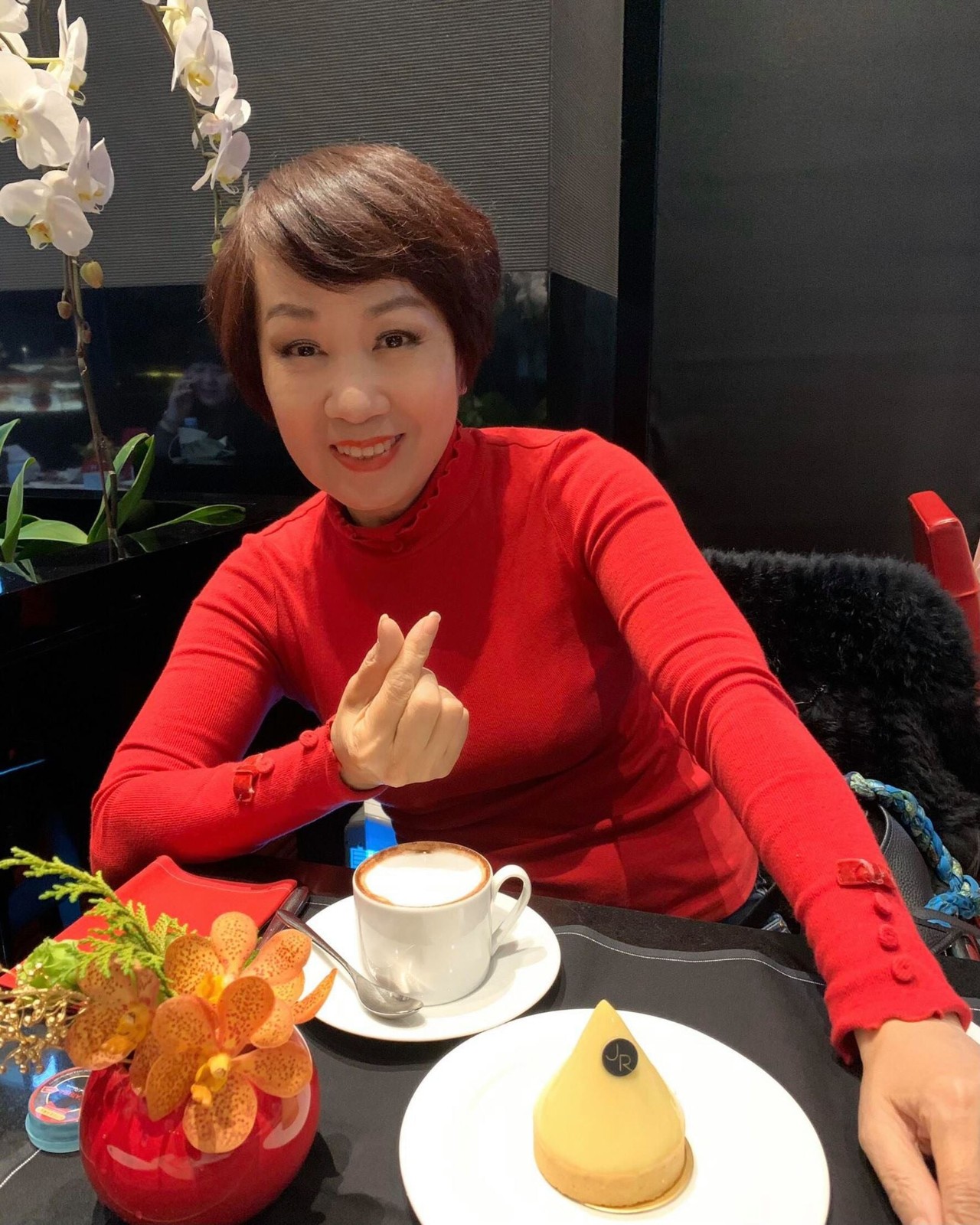 《昨夜星辰》爆紅！林淑容「約會被拍」凍齡優雅近況曝　「不欠夫債、子債」把時間拿來盡孝