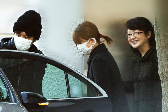 國民模範夫妻！傳奇女星「21歲為愛引退」今年升格當奶奶　「尪也是大咖演員」罕現身魅力依舊