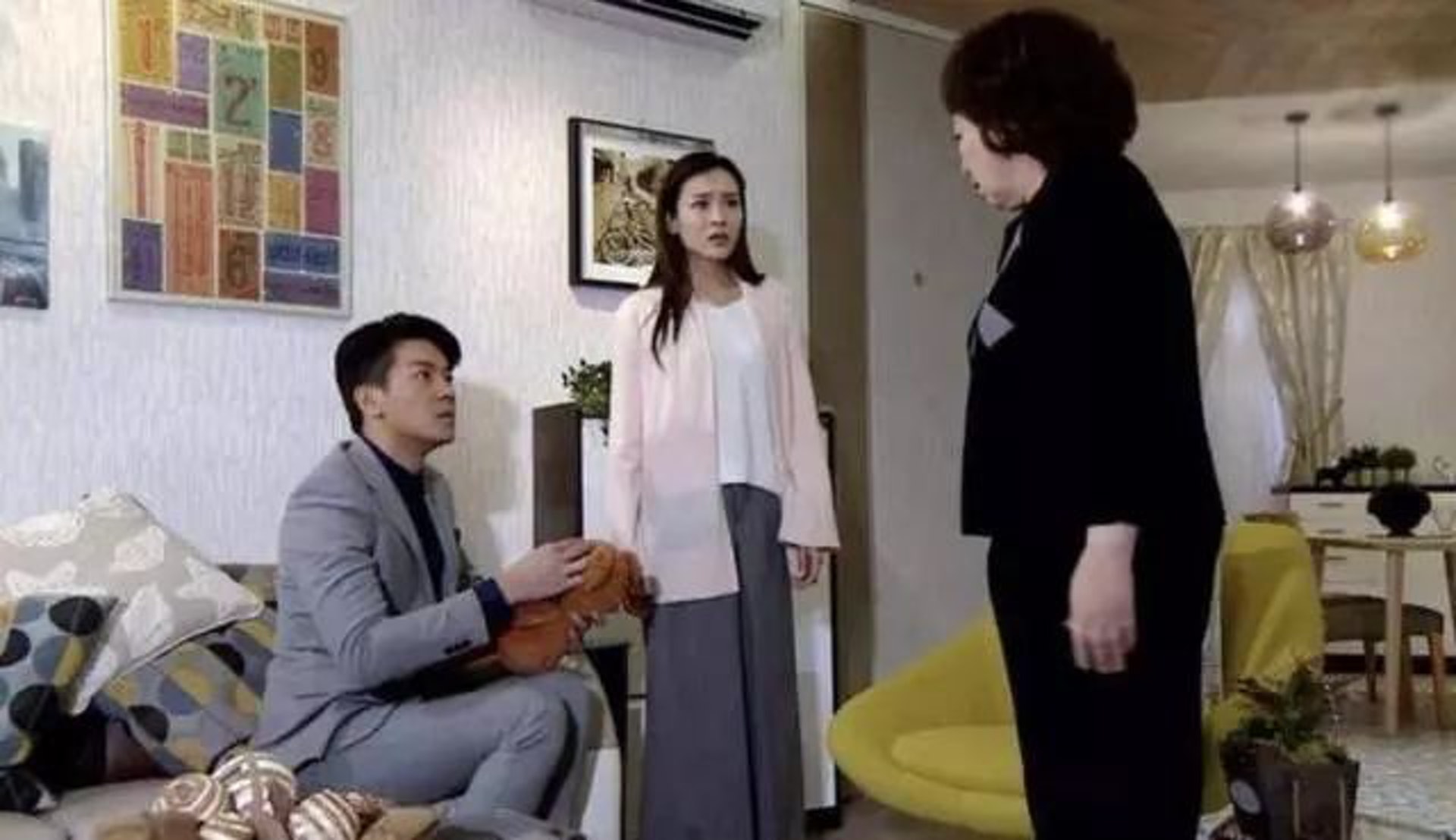 獨自在外租房！43歲離婚房東「眼神一直打量我」心裡發慌　父生病沒錢繳房租「他突然開口提要求」