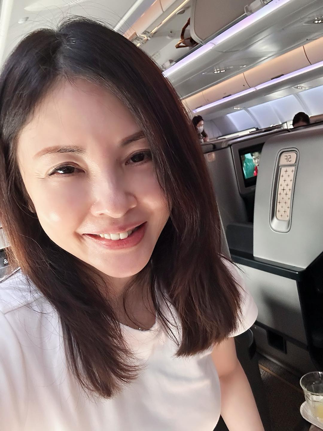 太寵員工了！何如芸曝張國煒「整台飛機塞滿LV」揭私下面　「全親力親為」難怪下屬死忠跟隨