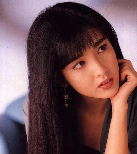 度過55歲生日！玉女掌門人為亡母「練成超猛新技能」動作超熟稔　素顏「洩真實狀態」網全跪了