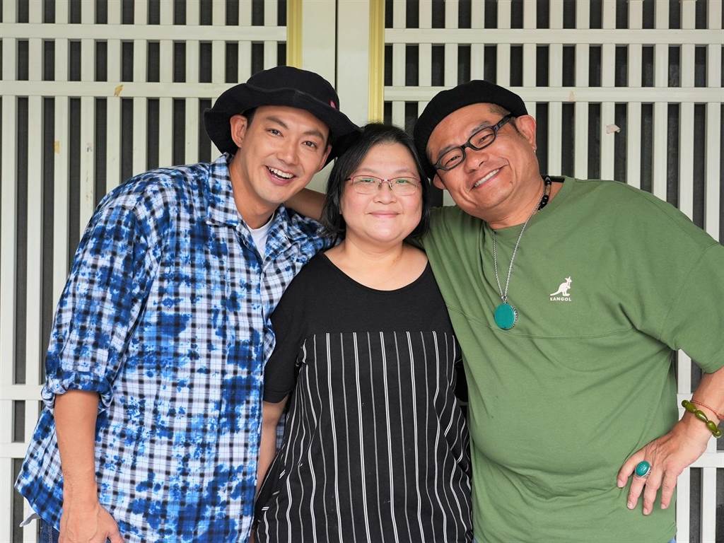 節目錄到一半！許效舜「突緊抱他哭」：早3個月來就好　「收到一張訃聞」內心百感交集