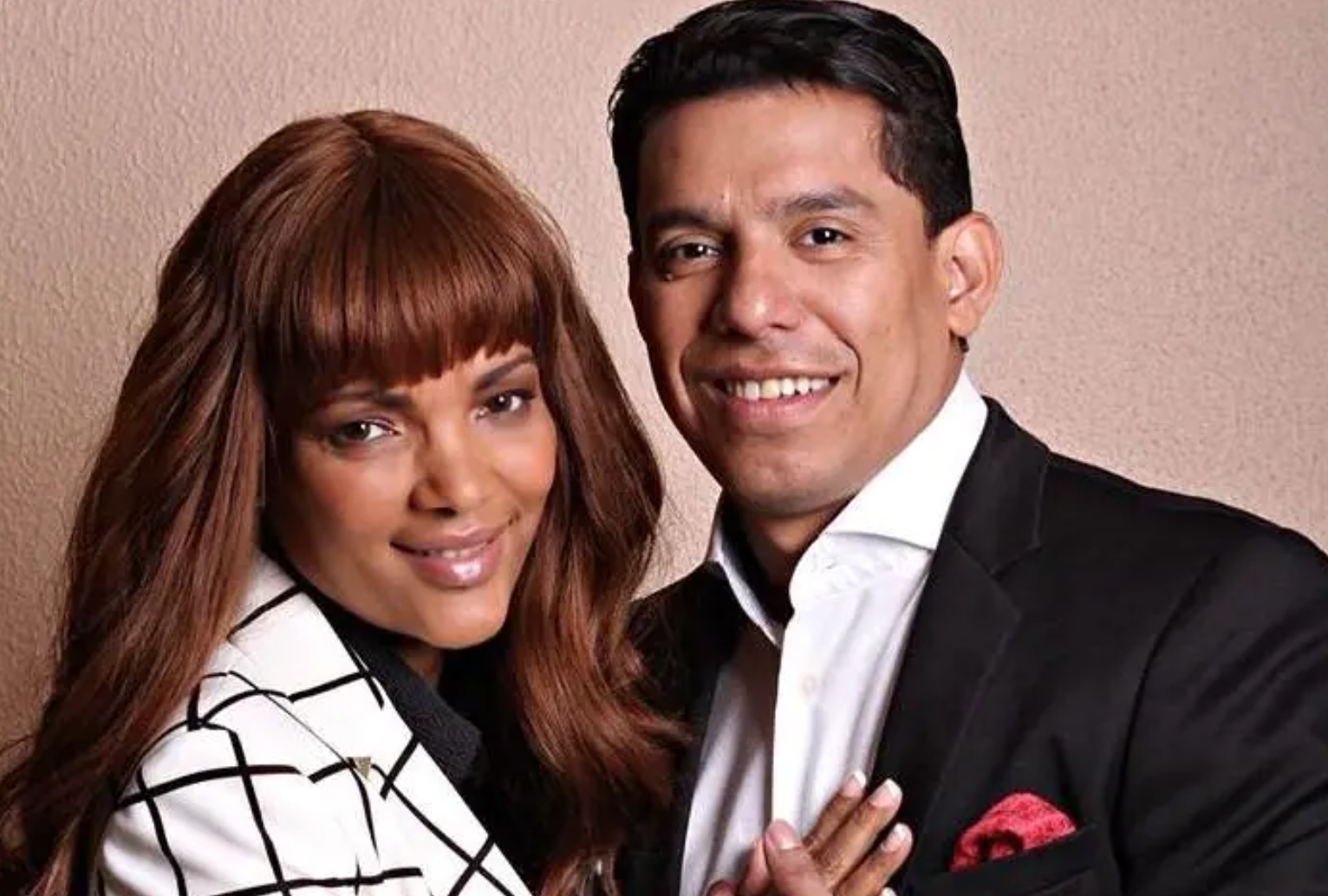 慈悲收養50子女!62歲女歌手「對老公猛開30槍」冷奪命 幫兇曝光「子女都參一咖」原因不寒而慄