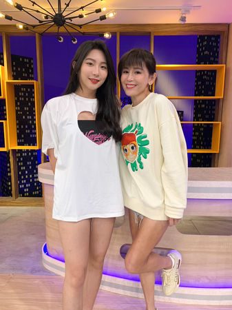 離婚養女20年！本土劇女星愛女「身高171逆天長腿美翻」　自豪養出學霸「卻嘆供不起她出國留學」