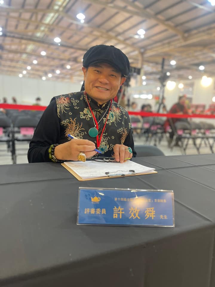手上節目剩一個！60歲男星「主持10年無預警被停播」轉接外景　「主持費對半砍」欣然感恩：有工作就知足