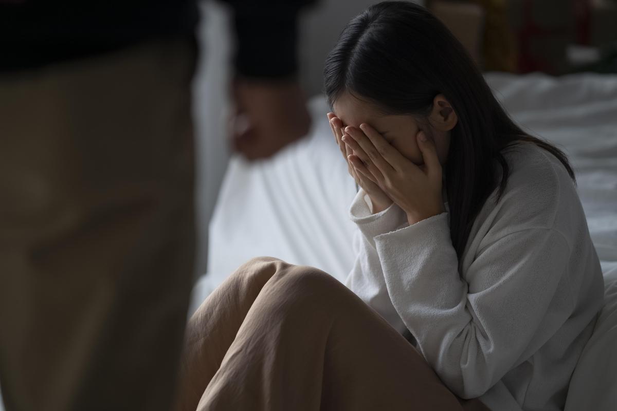 得不到母愛！孝女突醒悟「拒絕奉養中風媽」遭賞耳光　「堅決送養老院」網全力挺：仁至義盡