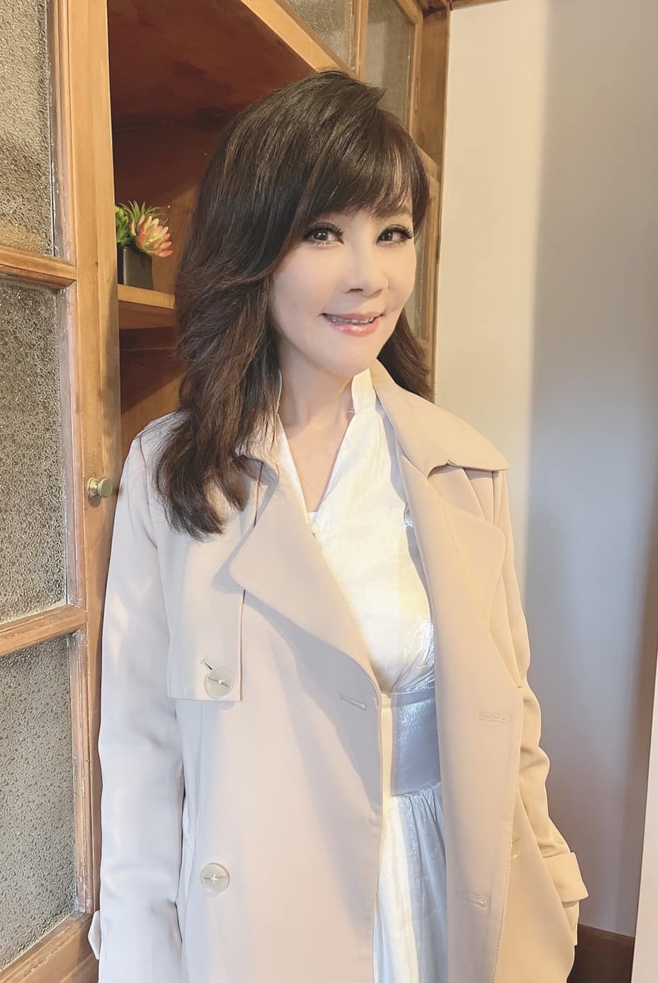2年痛失兩至親！台語情歌天后「關家中8個月足不出戶」自我放棄　媽媽堅持不睡「開口點醒她」習佛與自己和解