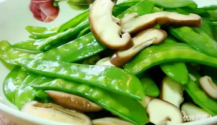 女童嘔吐腹瀉後去世!醫院檢查無果 直到弟弟發燒「才知病因在餐桌上」:家長要引以為戒