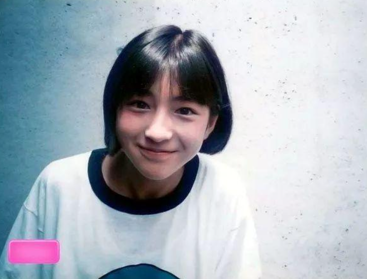 一出道成全國初戀！資深女星「被封世紀末美少女」　如今卻因婚外情「成最無法原諒女藝人」