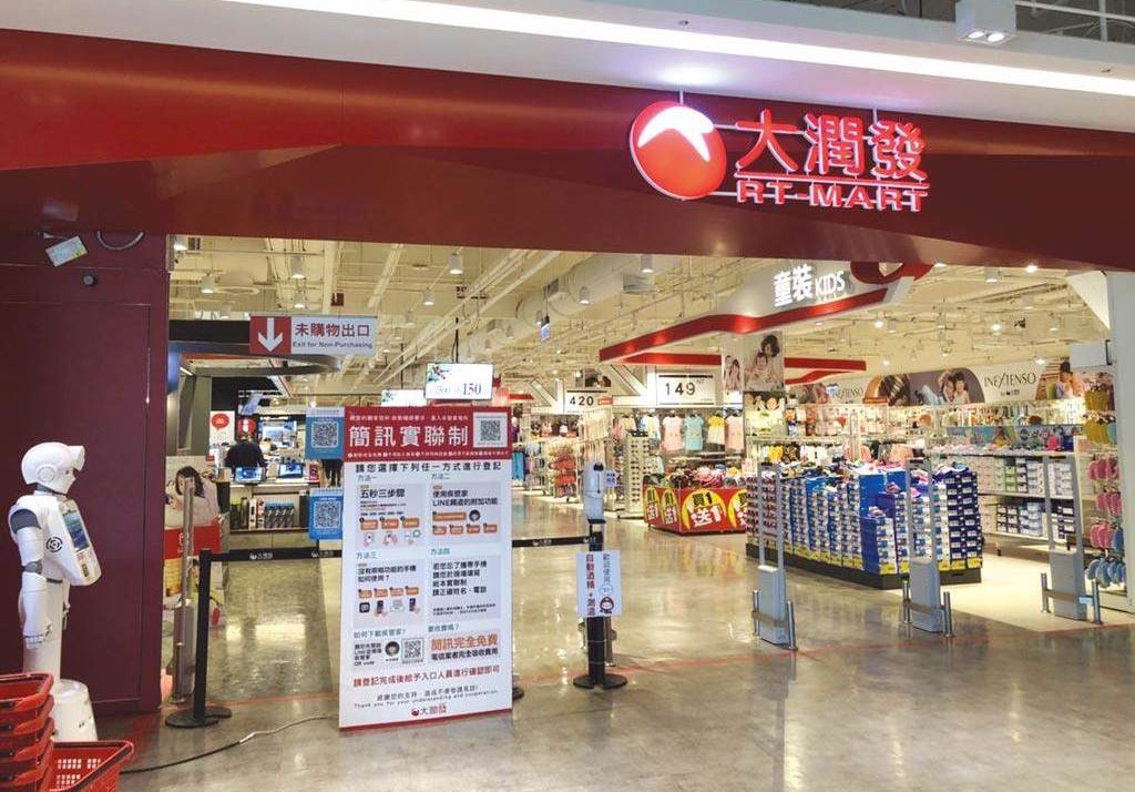 阿公沒錢買巧克力！她見弟弟「泛淚委屈臉」好揪心　靠一招送暖「不傷尊嚴有智慧」被讚爆