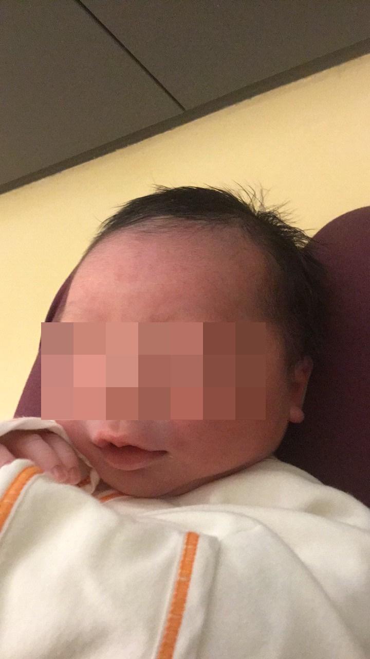 美女主播生了！剖腹產小壯漢「脊椎麻醉痛到噴淚」　老公聽到「第一聲啼哭」當場淚崩