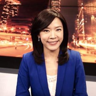 再婚6年首放閃！庾澄慶唱到一半「愛妻同框笑眼藏不住」舉動閃瞎全場　揪妻出國「甜度小蜜月」兩人世界甜翻