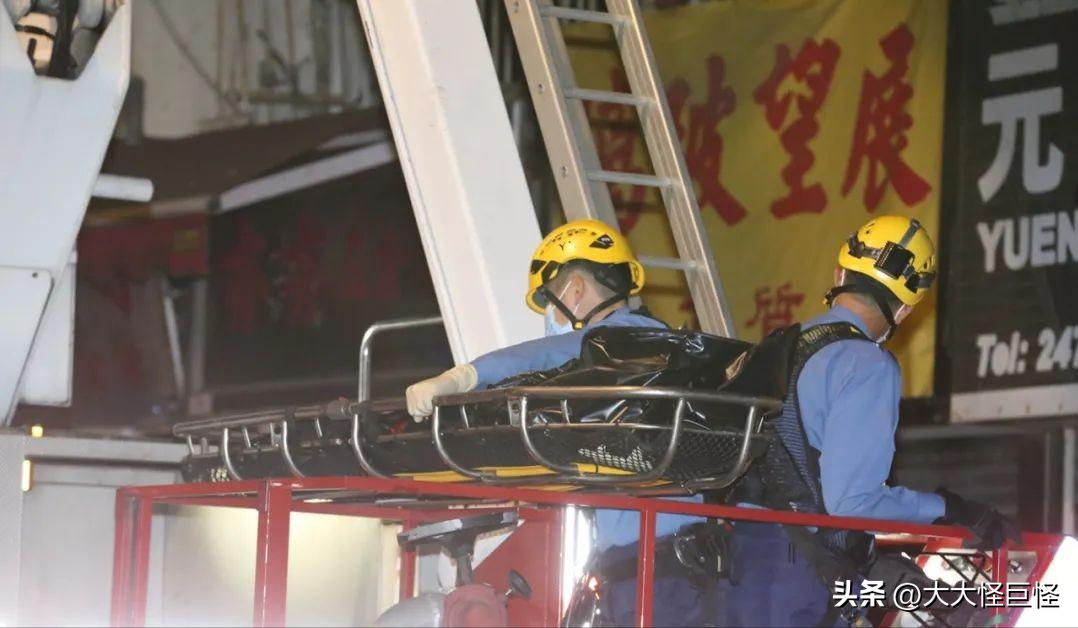 一家三口相約共赴黃泉!父母跳下樓後「兒子卻臨時反悔」放棄 被捕後「輕生理由曝光」令人唏噓