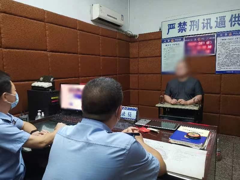 一家三口相約共赴黃泉!父母跳下樓後「兒子卻臨時反悔」放棄 被捕後「輕生理由曝光」令人唏噓