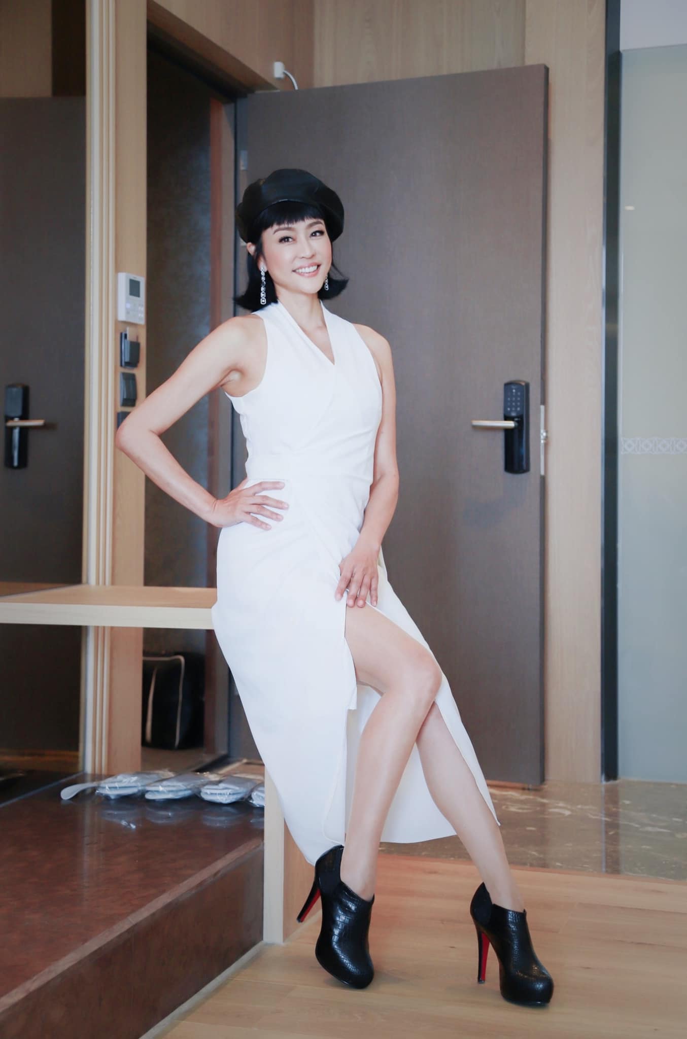 挺過8次治療！47歲女星見好友結婚「哽咽一生夢想再難實現」　無奈嘆「不知明天是否活著」決定放棄念頭
