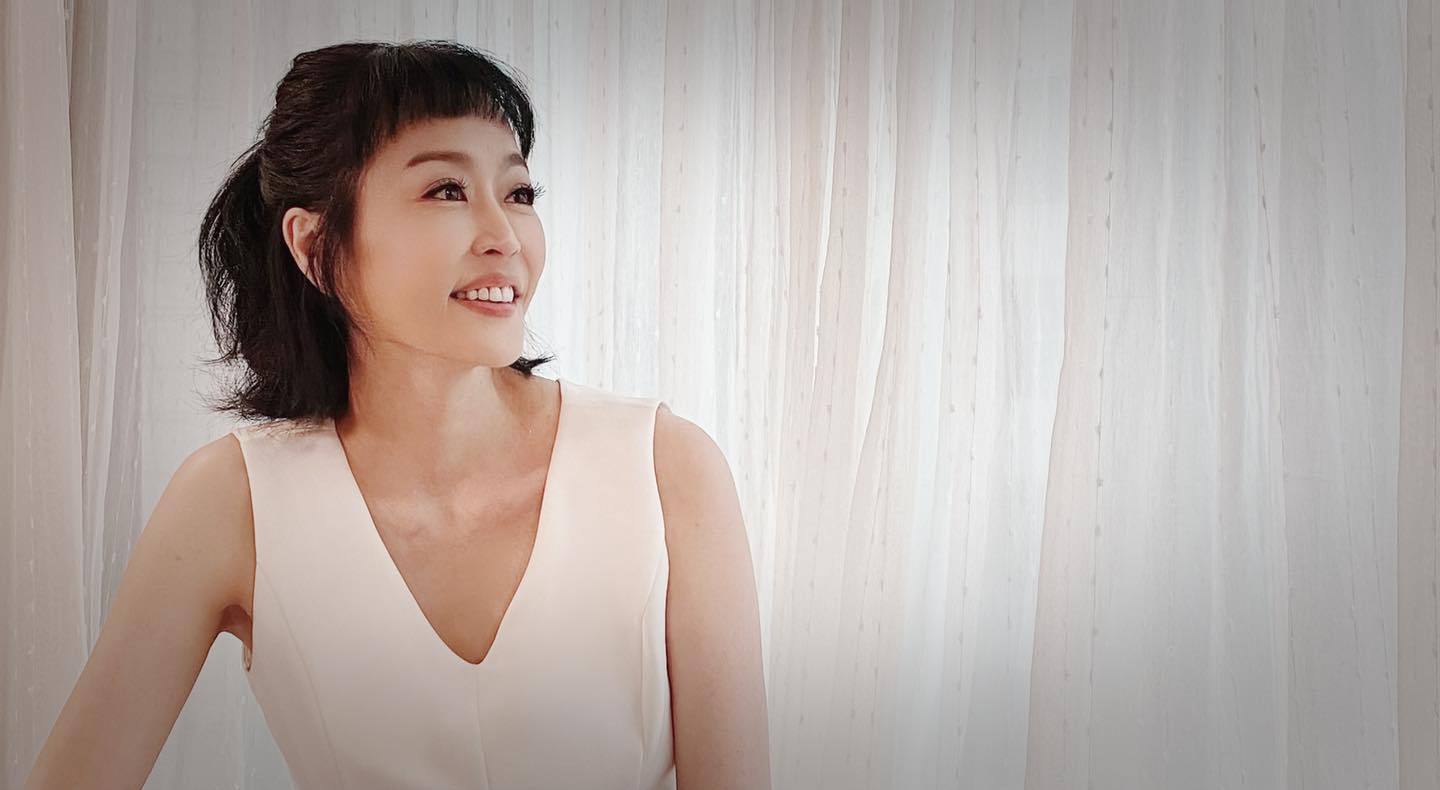 挺過8次治療！47歲女星見好友結婚「哽咽一生夢想再難實現」　無奈嘆「不知明天是否活著」決定放棄念頭
