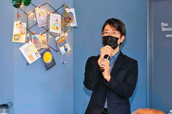 妻床邊輕生亡！老公痛哭「打開她留下的手機」：原來我不理解她　生前她吞下委屈喊「那一天，其實就可以死了」