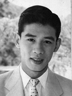 喪偶6年！資深男星被爆「向88歲摯友女星求婚」5子女都贊成　「重逢共譜黃昏戀」本人回應了