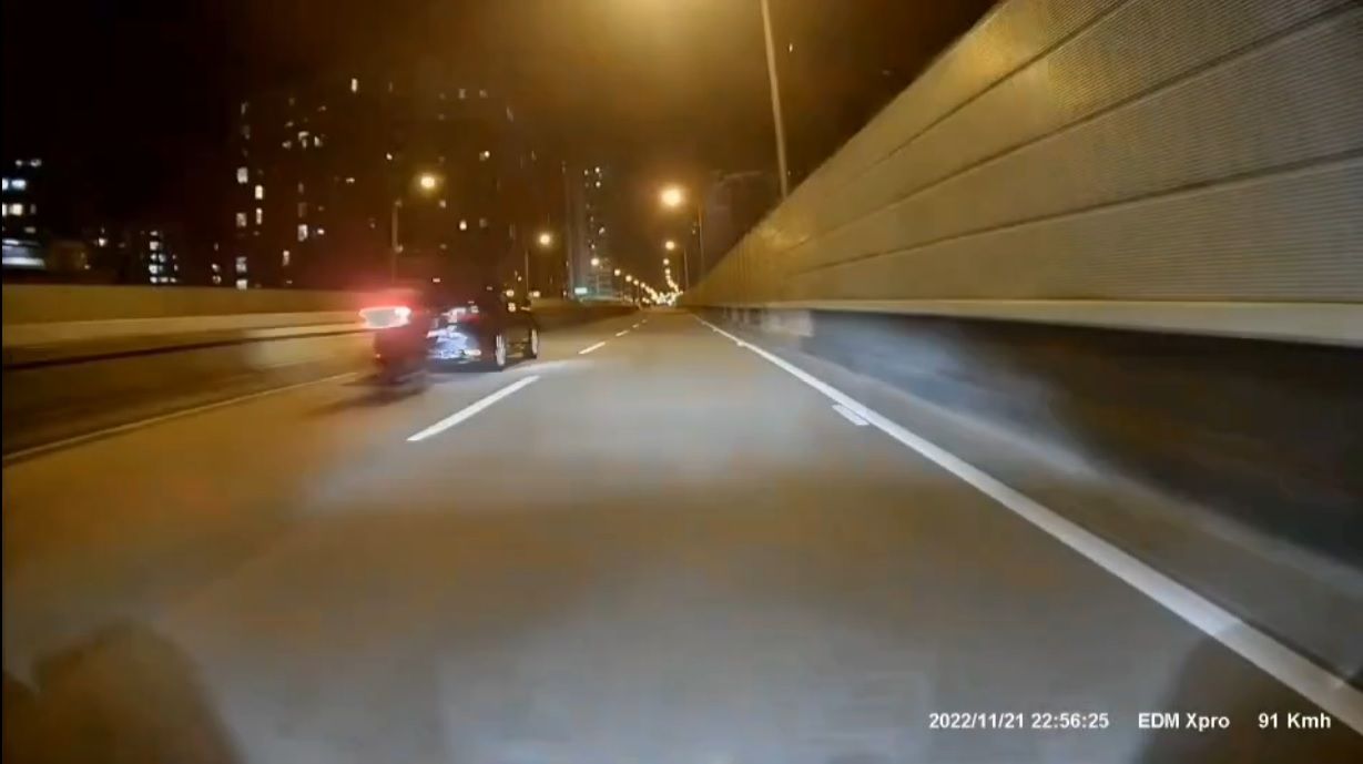 重機追撞計程車亡！家屬氣控「司機害兒子慘死」淚崩要求道歉　他聲明回擊「我是被撞的」委屈：正常速度在開