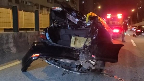 重機追撞計程車亡！家屬氣控「司機害兒子慘死」淚崩要求道歉　他聲明回擊「我是被撞的」委屈：正常速度在開