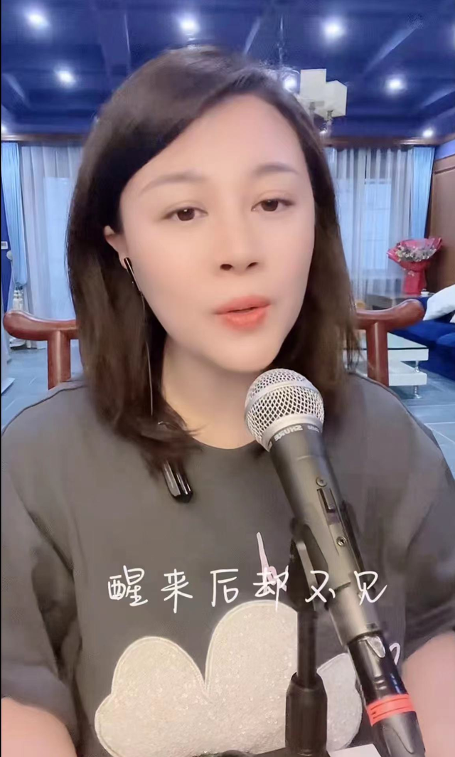 女星離世17年！女兒曬老照「悼念媽媽」一對比網全哭了　「墓園整理一塵不染」訴盡對母思念
