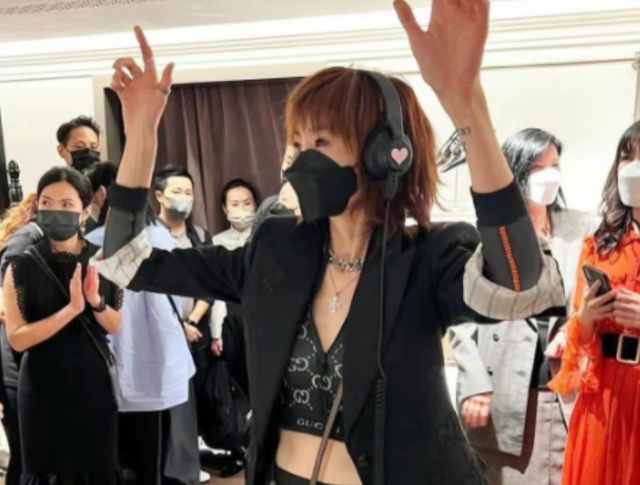 永不復出拍戲！58歲影后隱退「宣布重大喜訊」全網嗨翻　「被目擊素顏溜達」不婚也很快樂