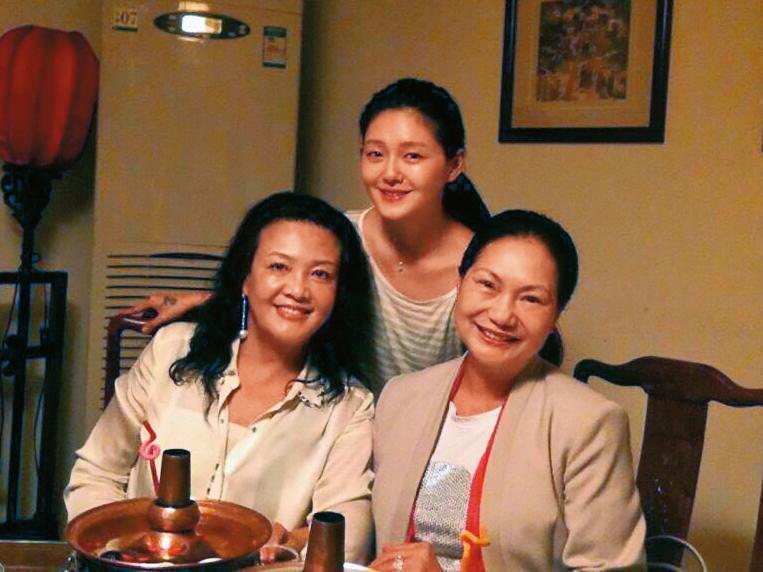 曾是洗頭小妹！張蘭黑暗過去「弟弟遭砍16刀慘死」親追查真兇　高明手腕「熬成百億大亨」連大S也佩服