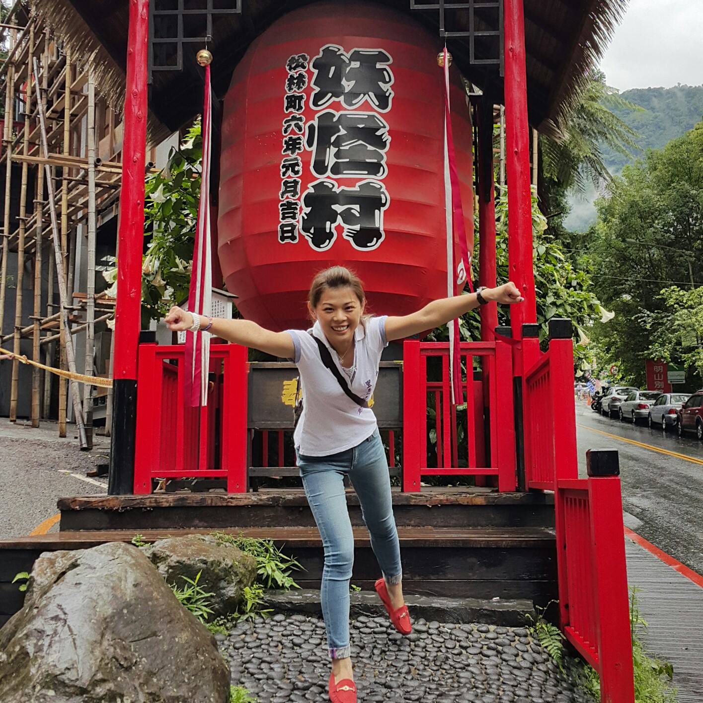 淡出螢光幕14年！《閃亮三姊妹》父因病倒下「小妹代父圓夢」傳好消息　褪下表演服「甘願8年保持單身」仍不悔