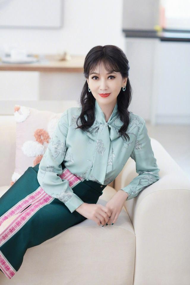 帶兩兒再婚！資深女星嫁給二任尪「被捧在掌心疼37年」　「把夫當男朋友」婚姻秘訣曝光