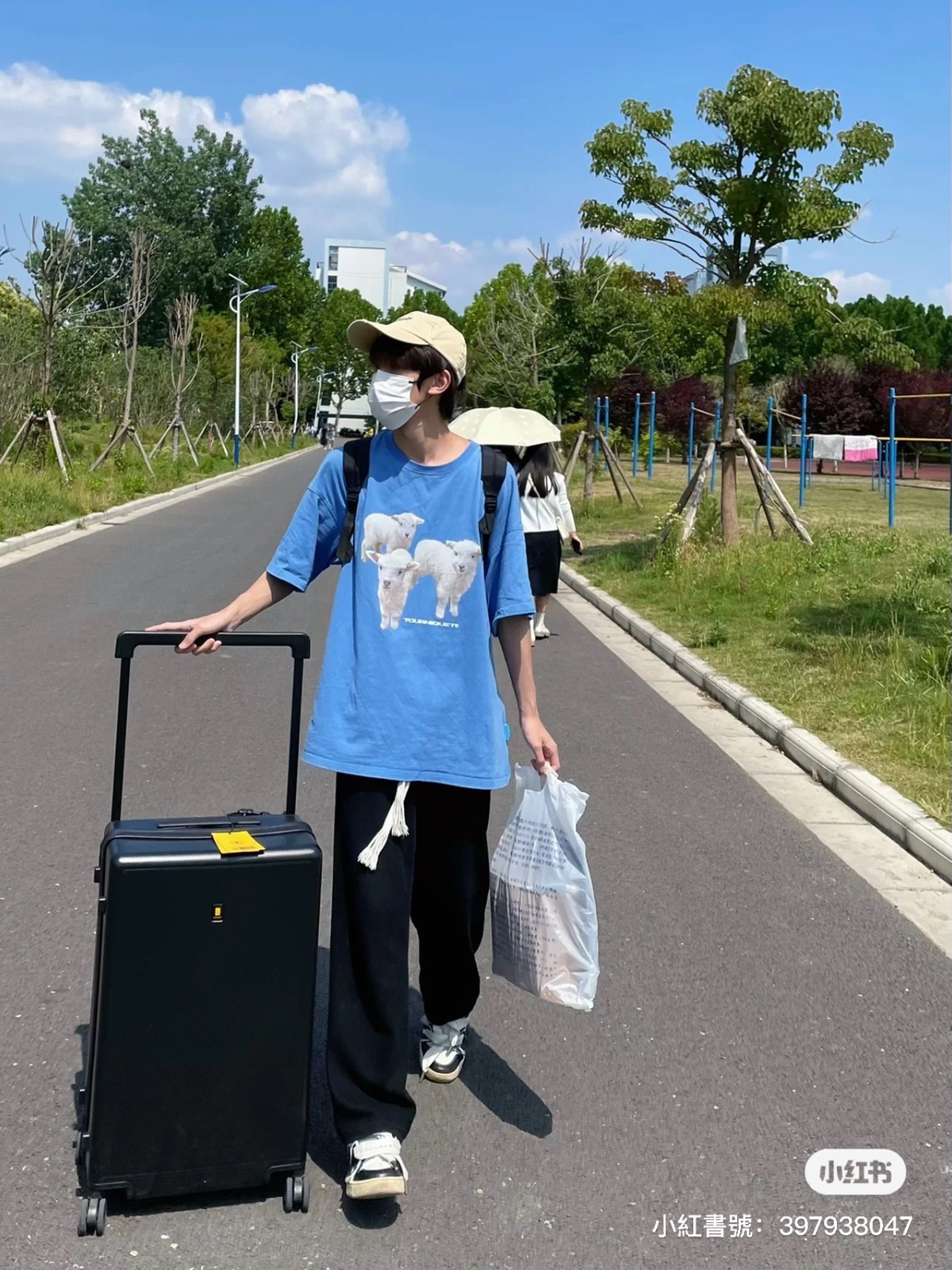 迷人知性魅力！法院驚見「超帥氣審判長」爆紅全網　私照被搜出「雕刻般完美顏值」男友力滿滿❤️