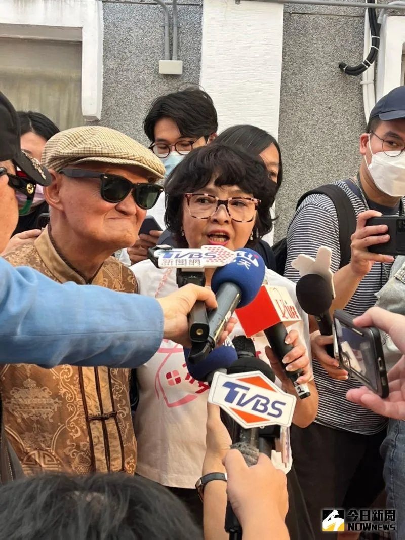 尾牙場慘掛0！73歲李炳輝笑虧「變瘦仍中風」健康狀況曝　感謝大咖主持「私下暖心舉動」已相助多年