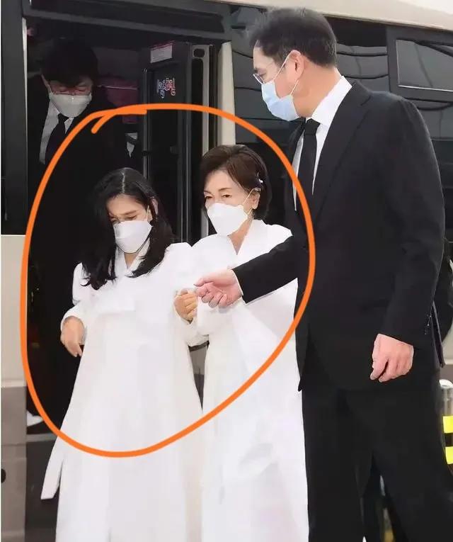 三星集團太后洪羅喜：從豪門聯姻到韓國女首富的傳奇人生，卻因家庭悲劇操碎心