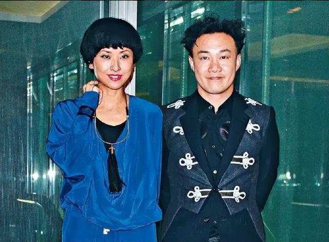 孝心爆棚！歌王砸上千萬「為救重症父親」和哥搶捐肝　「女兒2歲才結婚」親情終於圓滿了