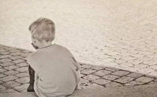 12歲兒子家中身亡!無意間發現孩子「生前畫的一幅畫」 爸爸崩潰報警:一定要嚴懲