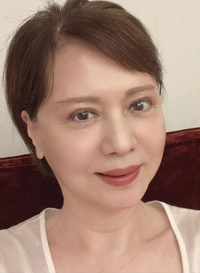 兒子發生嚴重車禍！熊海靈淚曝「躺在醫院18天」　下車走進家門「要花30分鐘」只能靠步行器