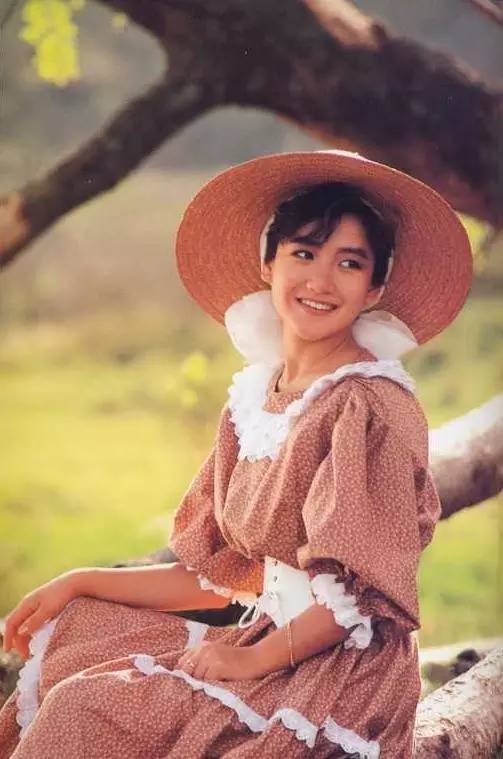 曾是知名玉女偶像！她在當紅之際「選擇一躍而下」　至今輕生原因成謎「生前一段話」暗藏玄機