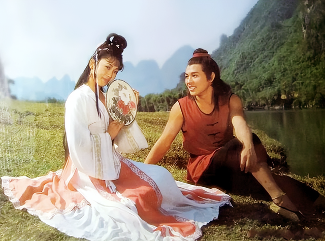 住地下室10年！李連杰前妻「咬牙撫養兩女兒長大」從不埋怨　「再婚組六口之家」終於收穫真正的幸福