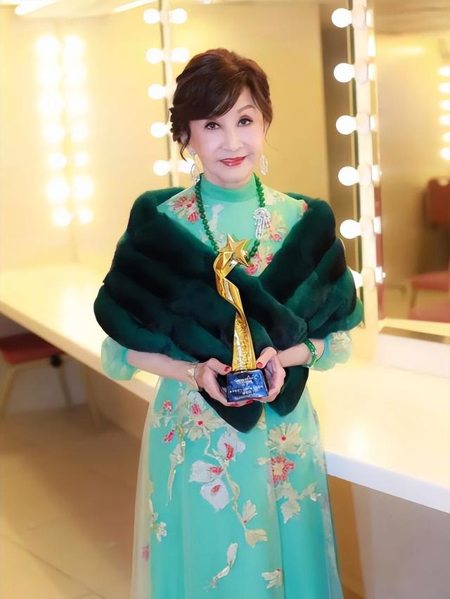 住地下室10年！李連杰前妻「咬牙撫養兩女兒長大」從不埋怨　「再婚組六口之家」終於收穫真正的幸福